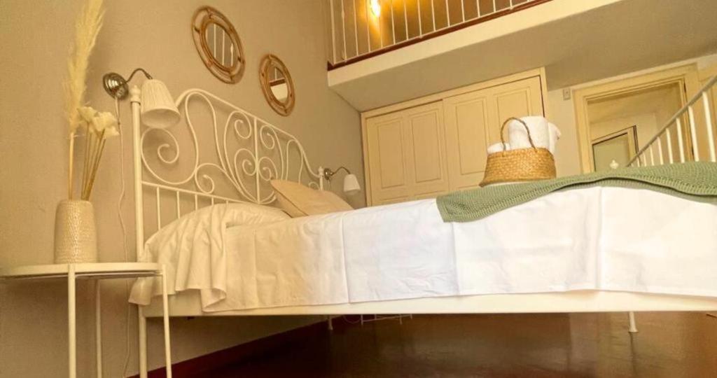 Apulia Journey - Manzoni 11 Hotel Bari Buitenkant foto